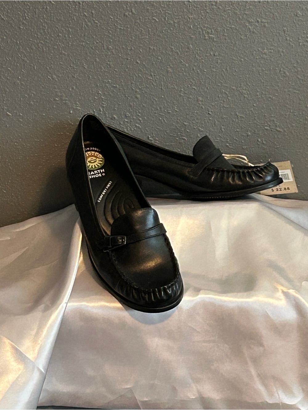 Earth Black Leather Penny Loafers